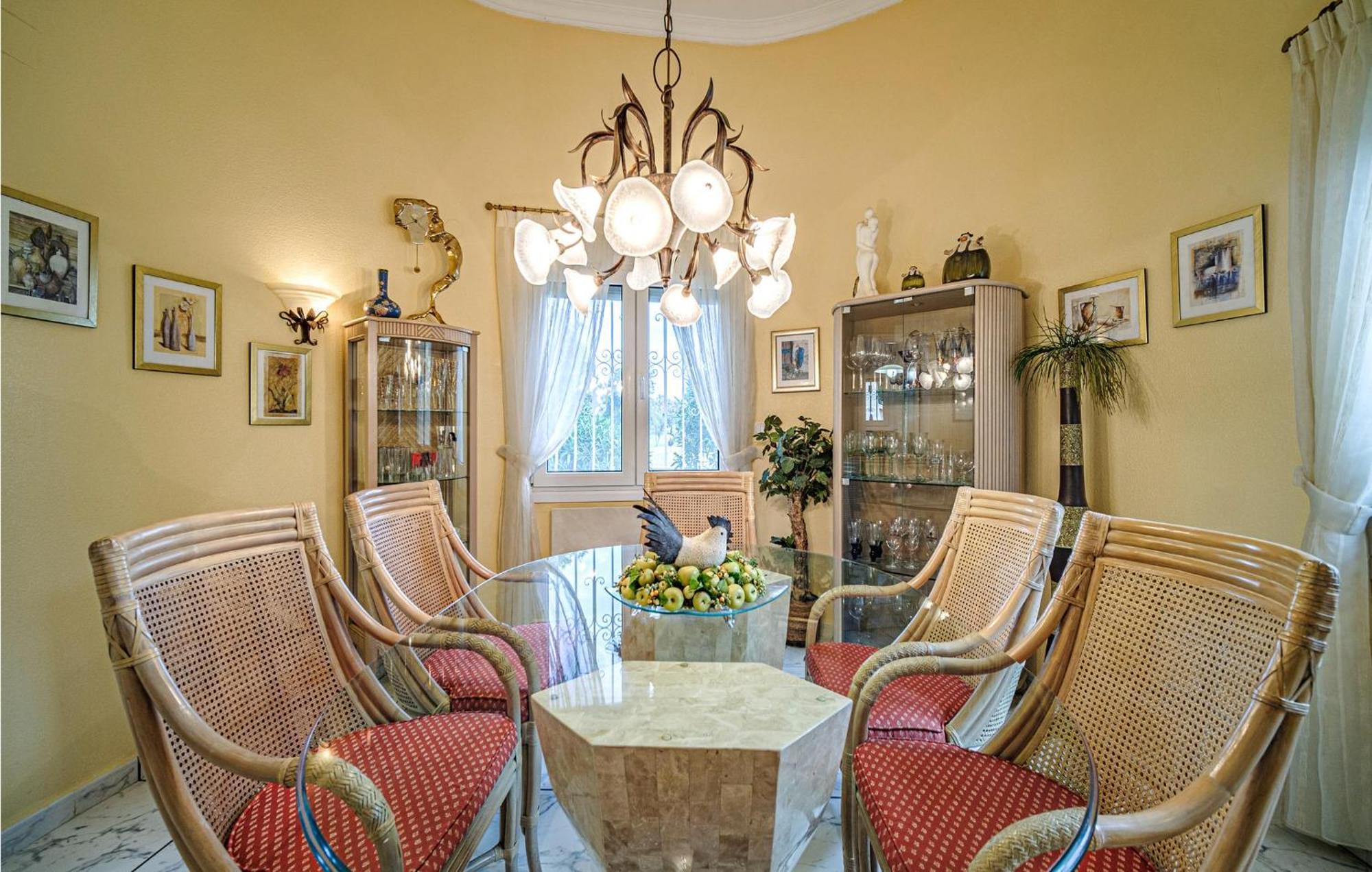 Beautiful Home In Oliva With Kitchen Eksteriør bilde